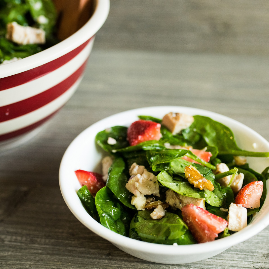 Spinach Salad with Strawberries and Chicken