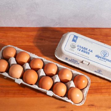 Alpenrose Organic Free Range Brown Eggs - 1 dozen