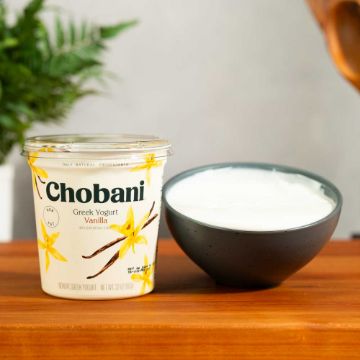 Chobani Non-Fat Vanilla Blended Greek Yogurt - 32 oz