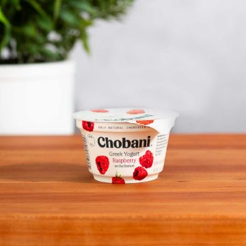 Chobani Raspberry Greek Yogurt - 5.3 oz