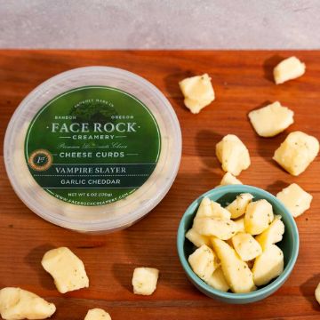 Face Rock Creamery Vampire Slayer Garlic Cheddar Cheese Curds - 6 oz