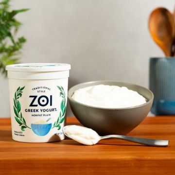 Zoi Nonfat Plain Greek Yogurt - 32 oz