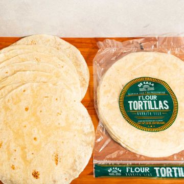 De Casa Flour Tortillas 10” Burrito Size - 10 count