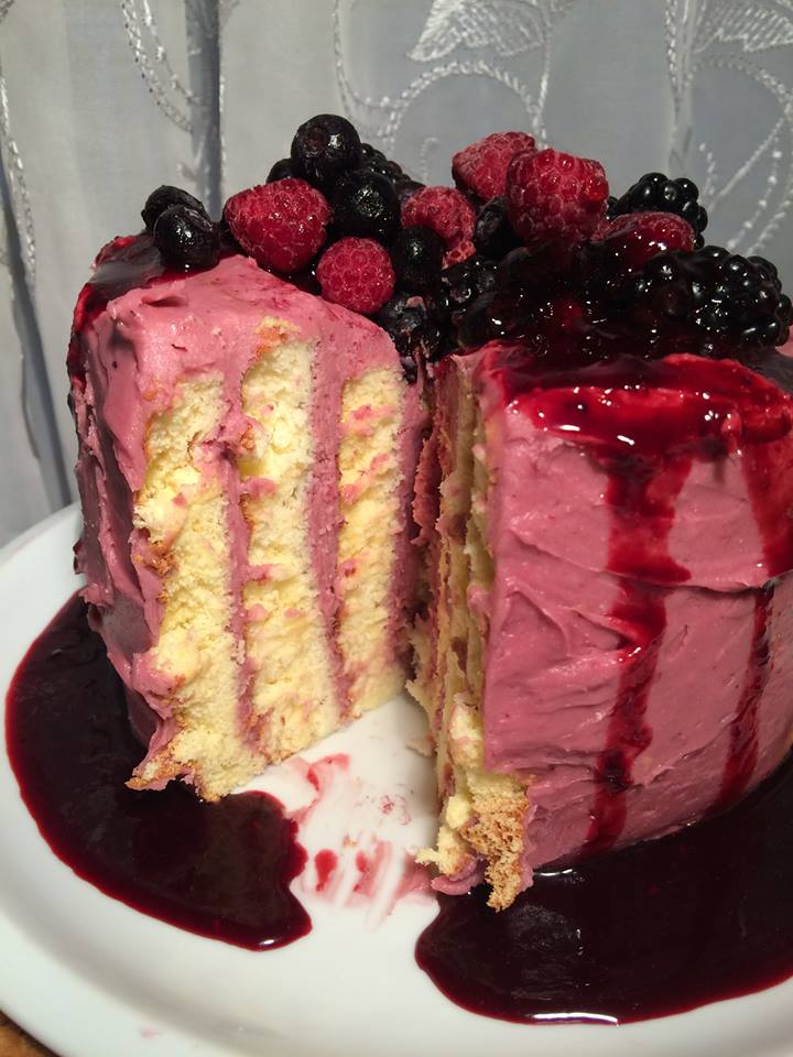 This Stunning Blackcurrant Lemon Layer Cake Has A Surprise Inside